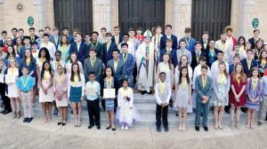 altar_servers_mass0528-715x400